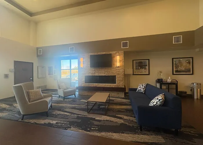 Comfort Suites Near Denver Downtown