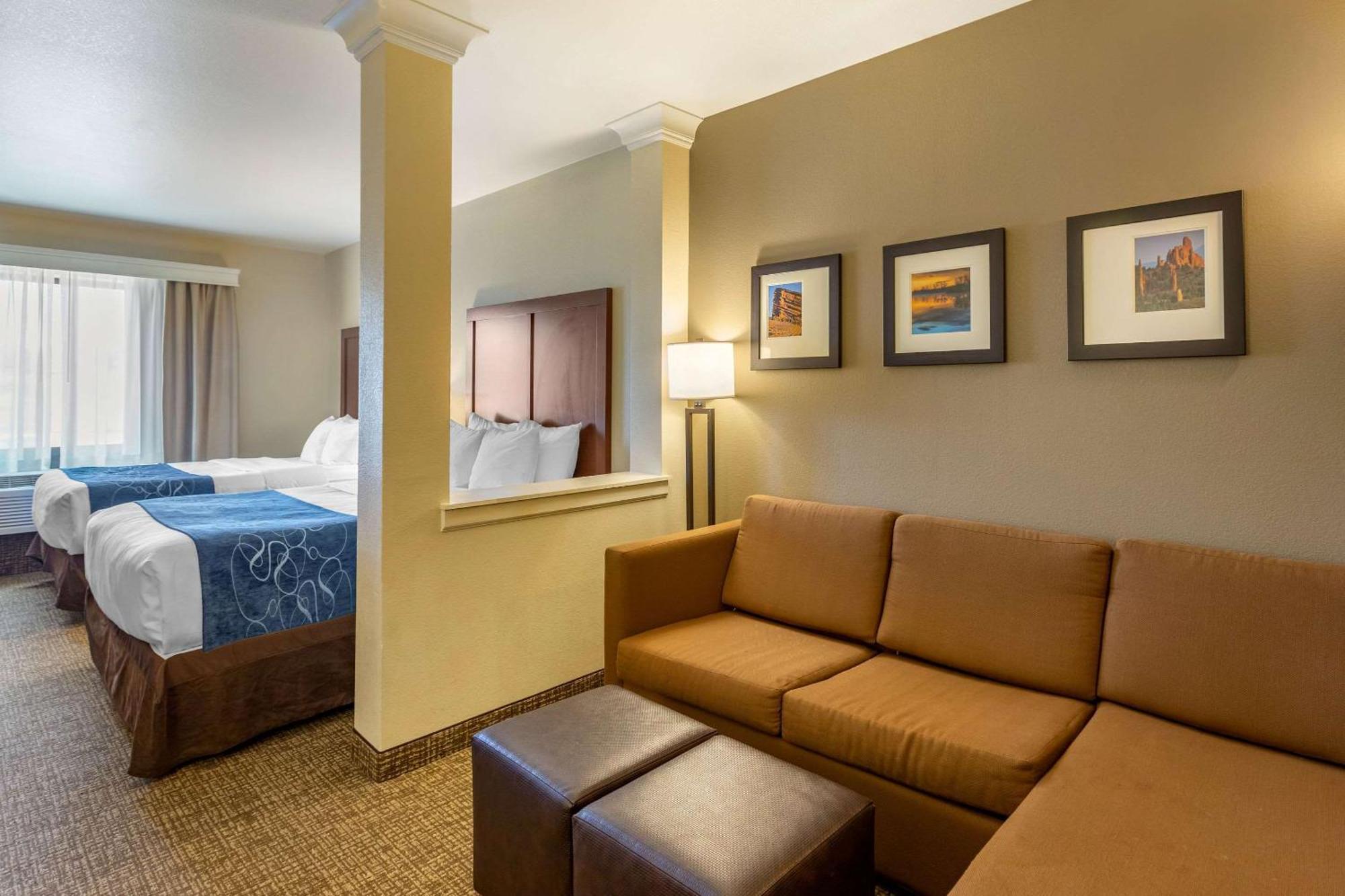 Hotel Comfort Near Downtown DEN